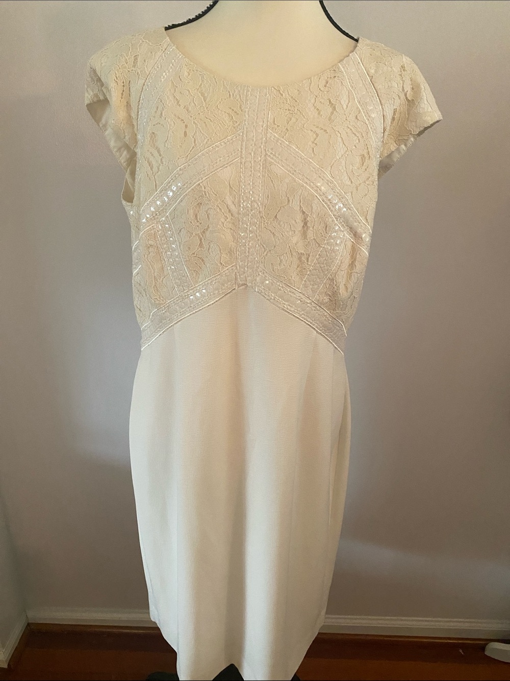 Antonio Melani size 14 cream/white dress